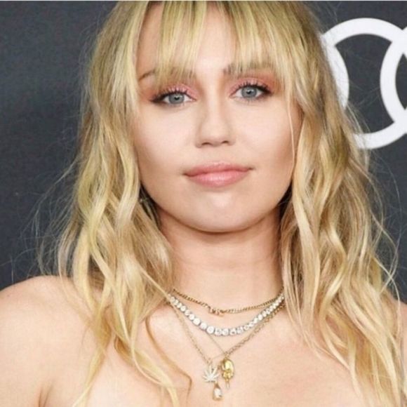 Wild Mary Jane 420 Pot Leaf 18K Gold Dangle Earrings - Picture 5 of 5